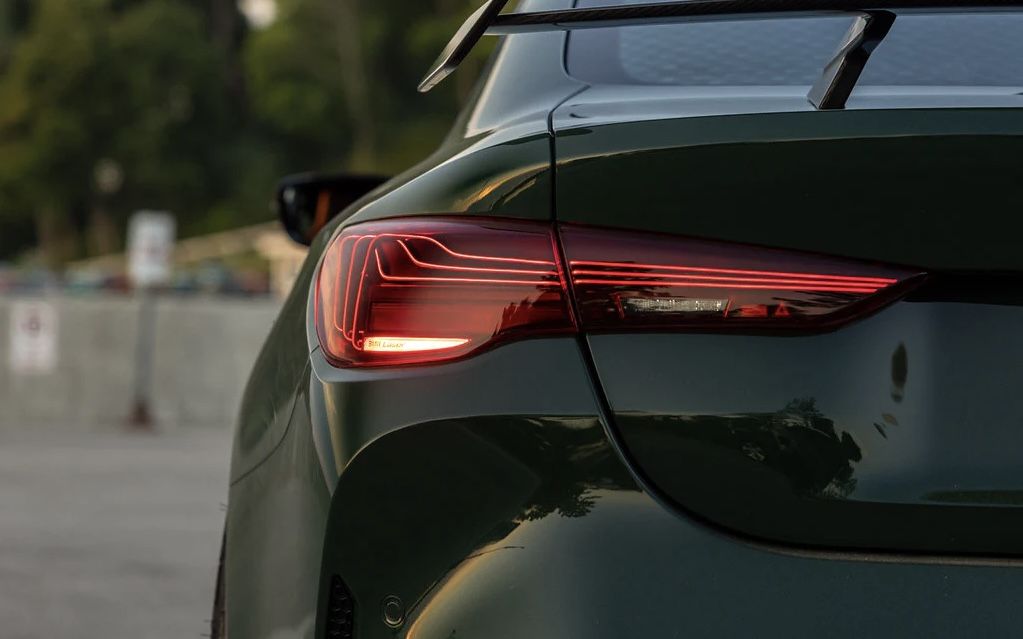 BMW G22 - G82 - G26 M4 CSL Laser Light Stop Lambaları