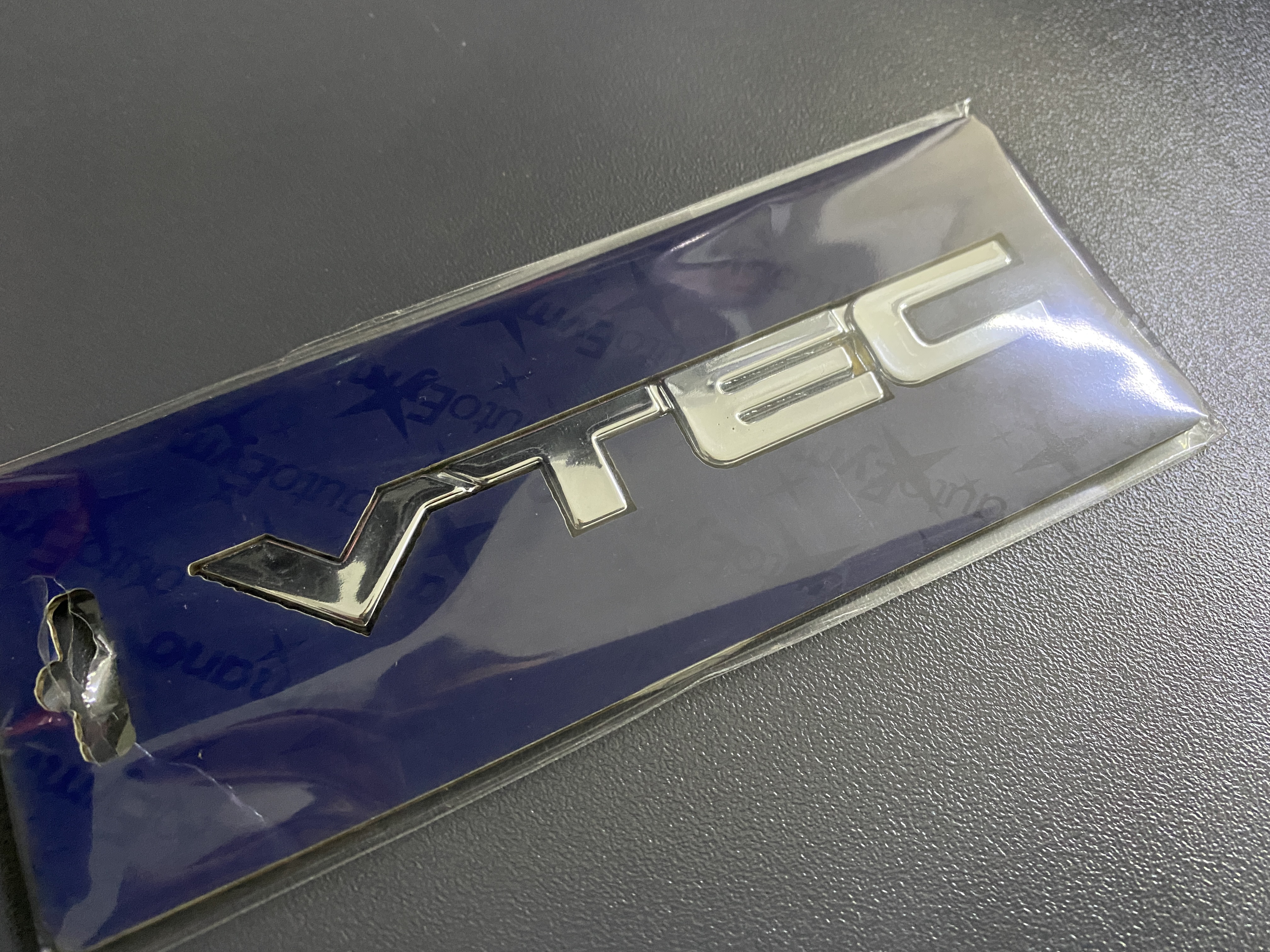 VTEC LOGO (YAPIŞTIRMALI)