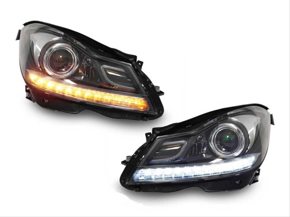 MERCEDES W204 C SERİSİ (MAKYAJLI KASA İÇİN) LED FAR