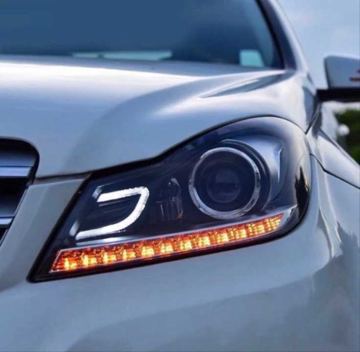 MERCEDES W204 C SERİSİ (MAKYAJLI KASA İÇİN) LED FAR