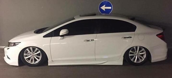 Honda Civic 2012-2016 FB7 Custom Yan Marşpiyel Takımı