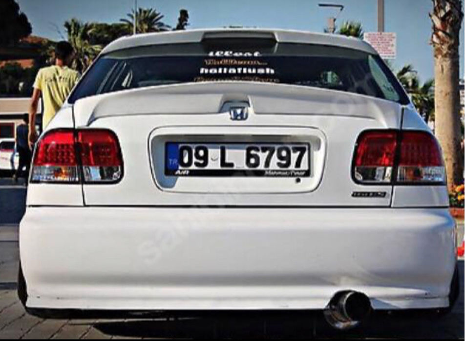 Honda Civic İES Cam Üstü Spoiler