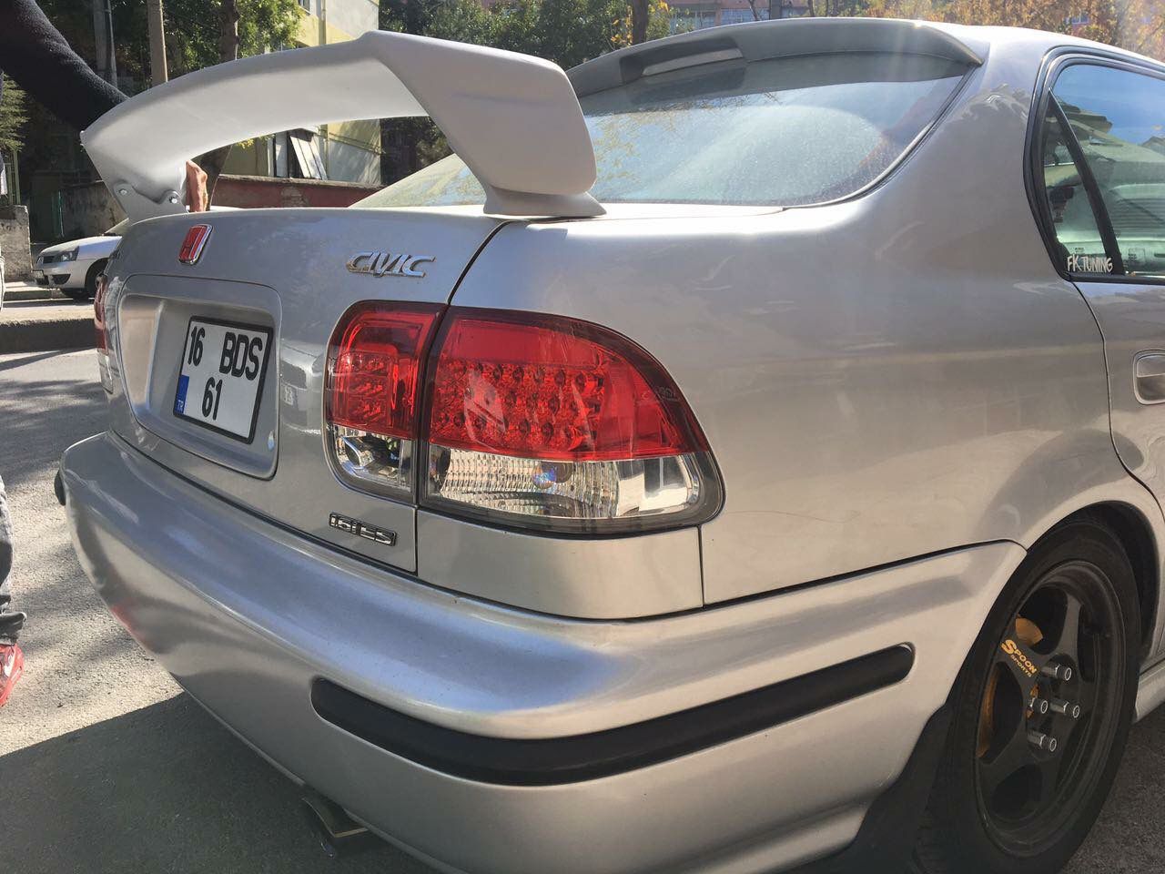 Honda Civic Sedan Ferio Spoiler
