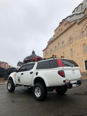 2008 -2014 MITSUBISHI L200 UYUMLU STOP CERCEVE KAPLAMA SIYAH