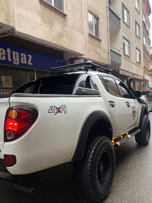 2008 -2014 MITSUBISHI L200 UYUMLU STOP CERCEVE KAPLAMA SIYAH