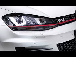 Volkswagen Golf 7 Ön Far Seti U Dizayn KIRMIZI (2013-2018)