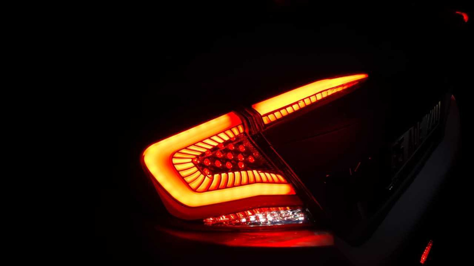 HONDA CIVIC FC5 2016-2021 OMURGA LED STOP KIRMIZI