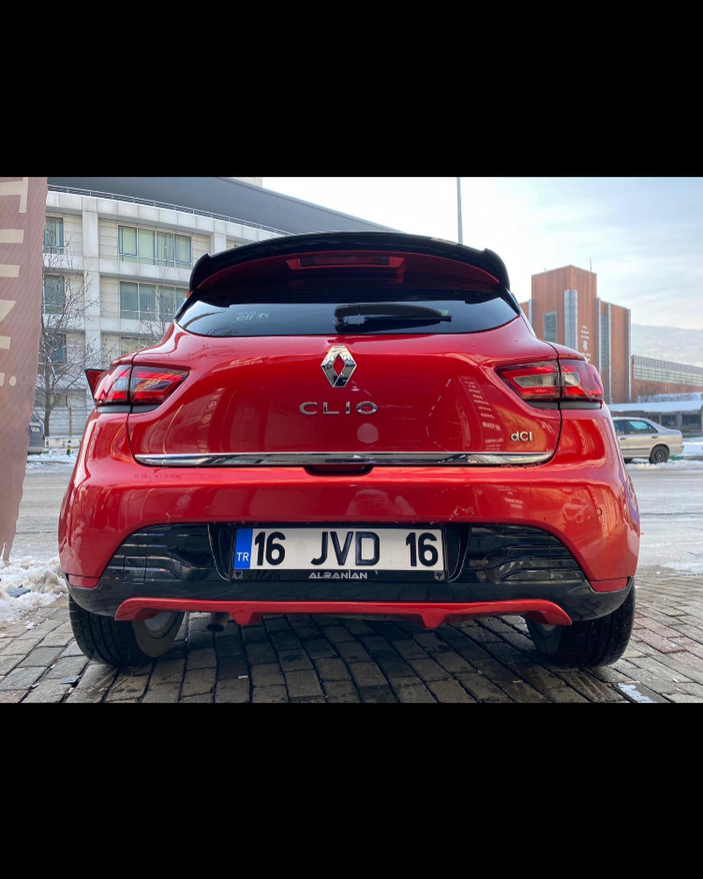 CLİO 4 BODY KİT MAKYAJSIZ (PLASTİK)