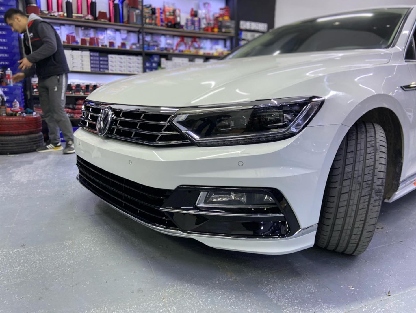 Volkswagen Passat B8 R Line Body Kit (Taiwan)