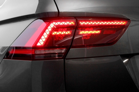 VOLKSWAGEN TIGUAN 2016-2021 IÇIN UYUMLU HIGHLINE LED STOP