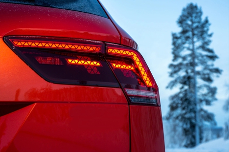 VOLKSWAGEN TIGUAN 2016-2021 IÇIN UYUMLU HIGHLINE LED STOP